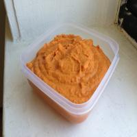 Roasted Red Pepper Hummus (Tahini-Free) image