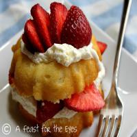 The Perfect Moist Yellow Cake Recipe - (4.5/5)_image