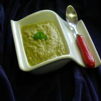 Easy but Elegant Broccoli Soup_image