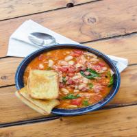 Tuscan Chicken and White Bean Soup_image