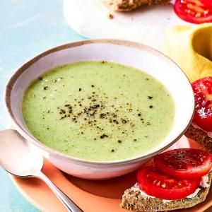 Leek & broccoli soup with cheesy scones image