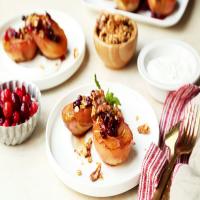 Roasted Caramelized Pears With Spiced Walnut Granola_image