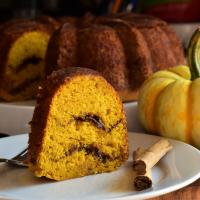 Pumpkin Snickerdoodle Bundt® Cake_image