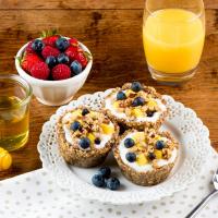 Quaker® No-Bake Granola and Yogurt Tarts image