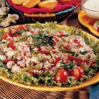 Summertime Main-Dish Salad_image