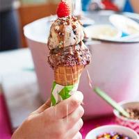 Ice cream sundae bar image
