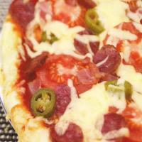 Chicago pepperoni pizza_image