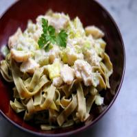 Fettuccine with Chicken, Leeks, and Gorgonzola image
