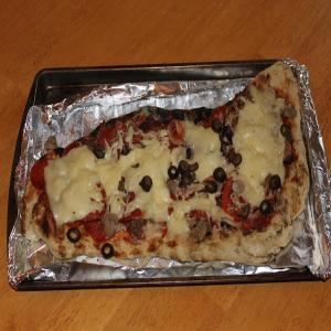 Rustic Grilled Pizza_image
