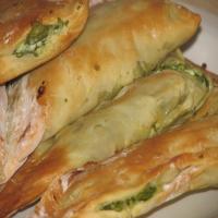 Spinach and Feta Phyllo Parcels image