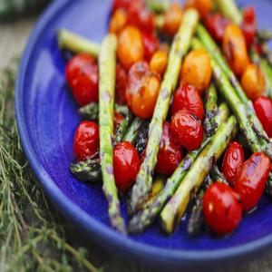 Grilled Balsamic Tomatoes and Asparagus_image