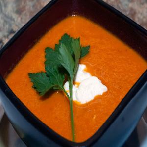 Comfort Essentials: Fresh Garden Tomato Soup_image
