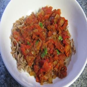 Penne With Roasted Pepper Marinara Sauce_image
