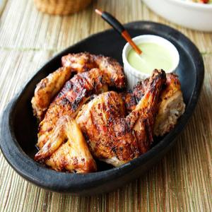 Peruvian Style Grilled Chicken With Green Sauce_image