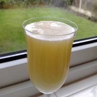Fizzy Pineapple Cooler With a Hint of White Chocolate_image