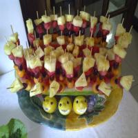 Tropical Fruit Party Skewers_image