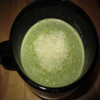 Spinach Garlic Soup image