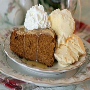 Streusel Topped Gingerbread With Butter Sauce_image