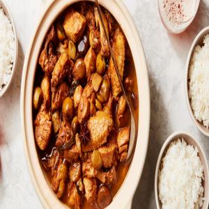 Red-Cooked Chicken With Chestnuts_image