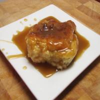 White chocolate French bread pudding w/caramel sauce Recipe - (4.2/5)_image