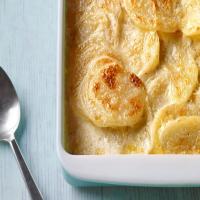Extra-Creamy Scalloped Potatoes image