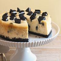 Easy Chocolate Cookie Cheesecake image