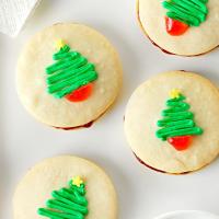 Christmas Sandwich Cookies image