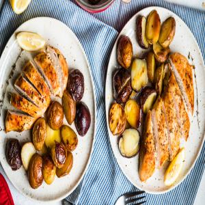 30-Minute Garlic Chicken With Potatoes_image