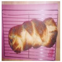 Three-Stranded Braided Challah Bread_image