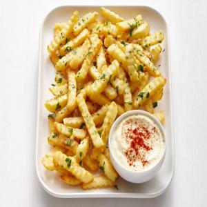 Garlic Fries with Lemon Mayonnaise_image