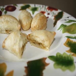 Cheddar Artichoke Crescents (Pampered Chef) image