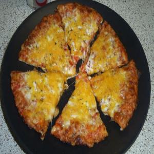 Improved Frozen Cheese Pizza_image