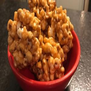 Grandma's Caramel Popcorn Balls Recipe_image