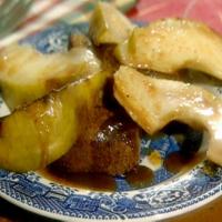Toasted Gingerbread with Grilled Pears and Caramel_image