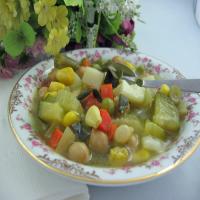 Tuscan Vegetable Soup With Fresh Sage_image