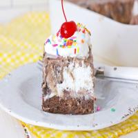 Ben and Jerry's Ice Cream Cake with Brownie Bottom_image