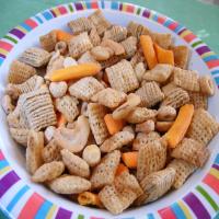 Emily's Chex Snack Mix_image