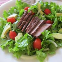 Grilled Pepper Steak Salad_image