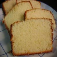 The Most Ultimate Buttery Cream Cheese Pound Cake_image