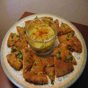 Cilantro Hummus With Crispy Garlic Pita image
