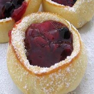 Mini German Pancakes made in muffin tins._image