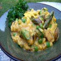 Golden Mushroom, Pea, and Asparagus Risotto (Vegan)_image