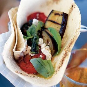 BBQ vegetables with goat's cheese_image