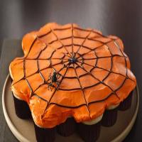 Pull-Apart Spiderweb Cupcakes image