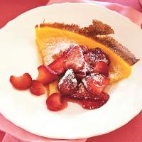 Puffed Pancake with Strawberries image