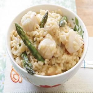 Spring Risotto With Scallops and Asparagus_image