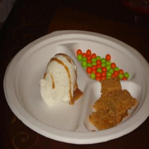 Faux Chicken Nuggets, mashed potatoes, peas & carrots_image
