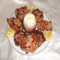 Farrouj Meshwi - Lebanese Garlic Chicken_image