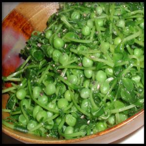 Peas and Pea Tendrils With Lemon Dressing._image