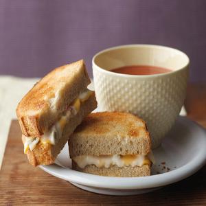 Spicy Grilled Cheese & Tomato Soup Combo image